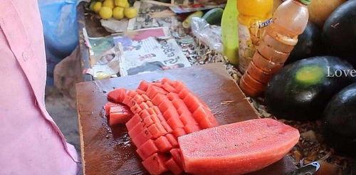 太原街头吃瓜,一网打尽街头趣闻  第1张