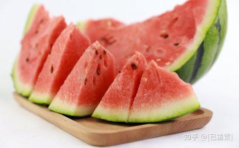 夏天吃瓜怎么防水,夏日吃瓜防水攻略 第3张 夏天吃瓜怎么防水,夏日吃瓜防水攻略 第3张