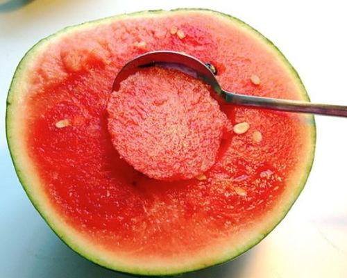 吃瓜勺子照片  第1张