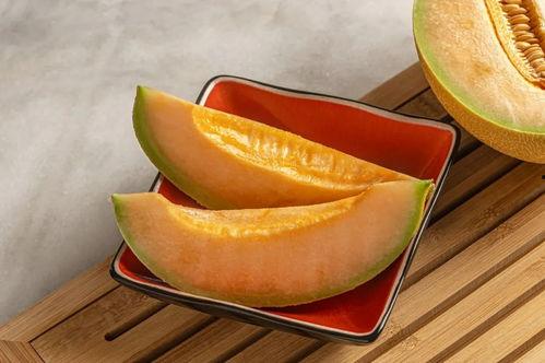 吃蜜瓜喉咙发炎,甜蜜诱惑背后的喉咙炎症之谜 第3张 吃蜜瓜喉咙发炎,甜蜜诱惑背后的喉咙炎症之谜 第3张