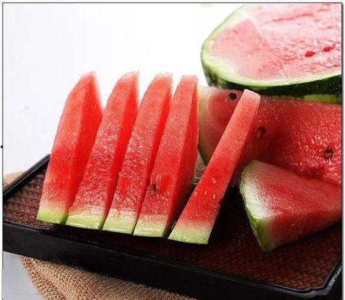 六二二同学吃瓜,揭秘校园里的“瓜田”风云 第2张 六二二同学吃瓜,揭秘校园里的“瓜田”风云 第2张