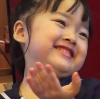 最丑吃瓜女孩头像,网络红人的逆袭之路 第2张 最丑吃瓜女孩头像,网络红人的逆袭之路 第2张