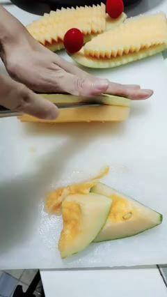 哈密瓜怎么切方便吃,轻松享受美味每一口