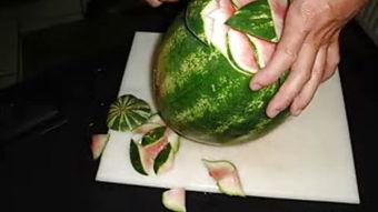 国外邻居吃瓜,揭秘国外邻居的“吃瓜”文化